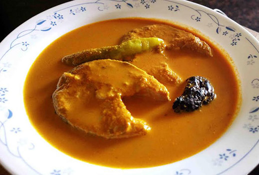 Goan Fish Curry and Rice (Xitt Codi)